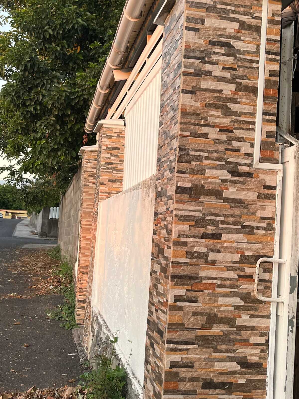 Studio 50 m² avec jardin clos à Saint-Pierre - Photo 30