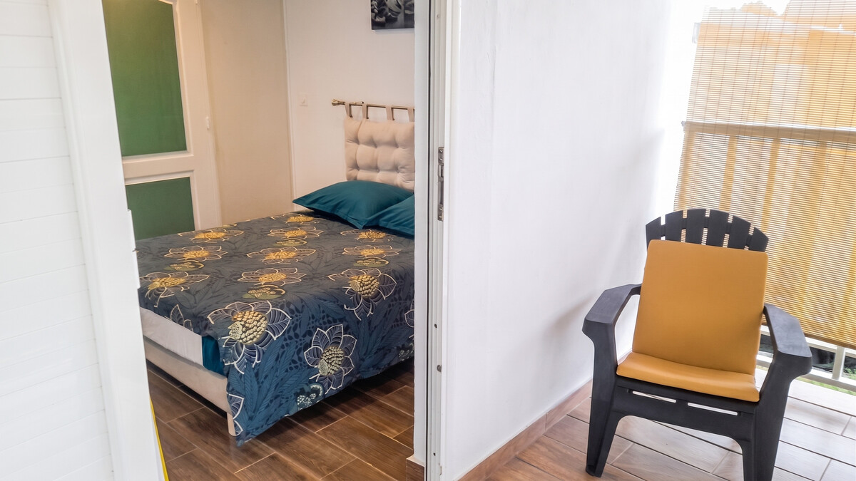 Bungalow 20 m² à Saint Paul, terrasse et jardin privatif - Photo 5