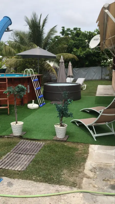 Villa enchanteur à Sainte-Anne avec jardin et piscine privée - Photo 1
