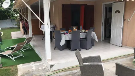 Villa enchanteur à Sainte-Anne avec jardin et piscine privée - Photo 3