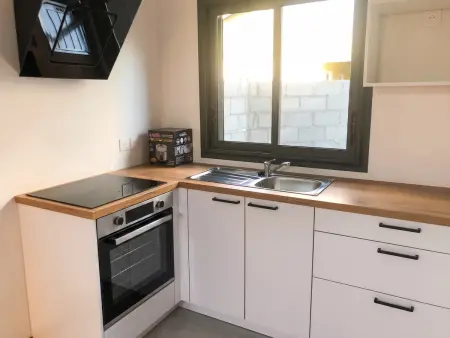 Maison 40 m² avec parking privé à Ravine des Cabris, Saint-Pierre : photo 3