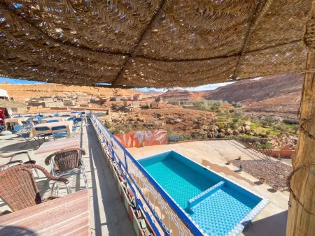 Villa avec piscine privée à Aït Ben Haddou, 6 chambres pour 16 pers. : photo 2