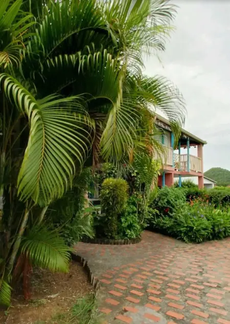 Studio 30 m² climatisé à Sainte-Anne, près de la plage Pointe Marin : photo 7