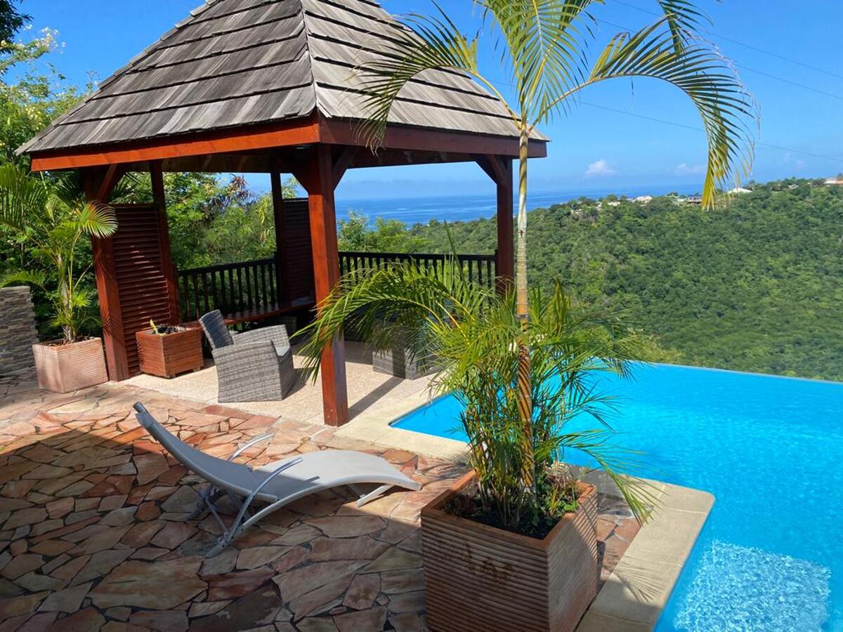 Bungalow 6 pers. à Vieux-Habitants, piscine & vue mer - Photo 3