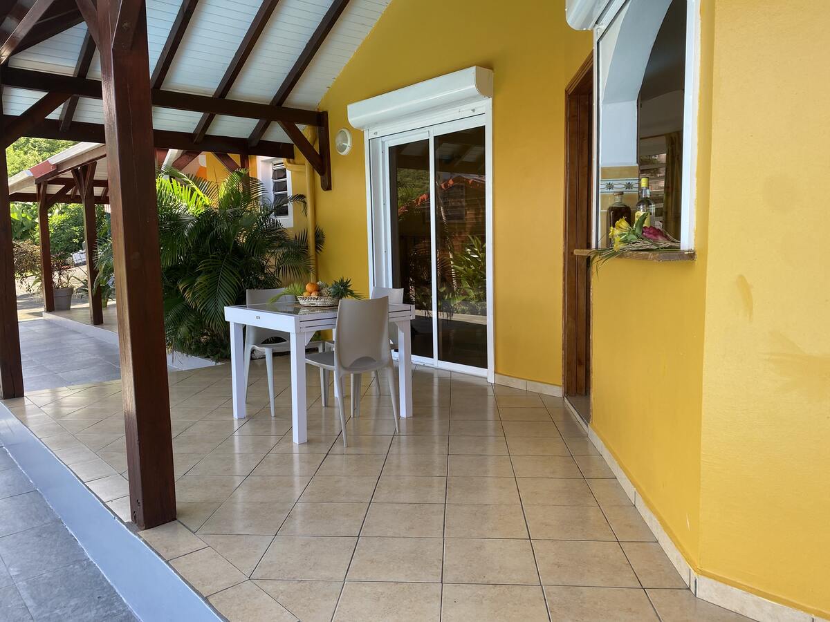 Bungalow 6 pers. à Vieux-Habitants, piscine & vue mer - Photo 11