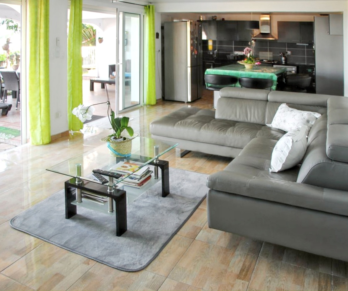 Villa avec piscine privée et vue mer à Le Tampon - Photo 4