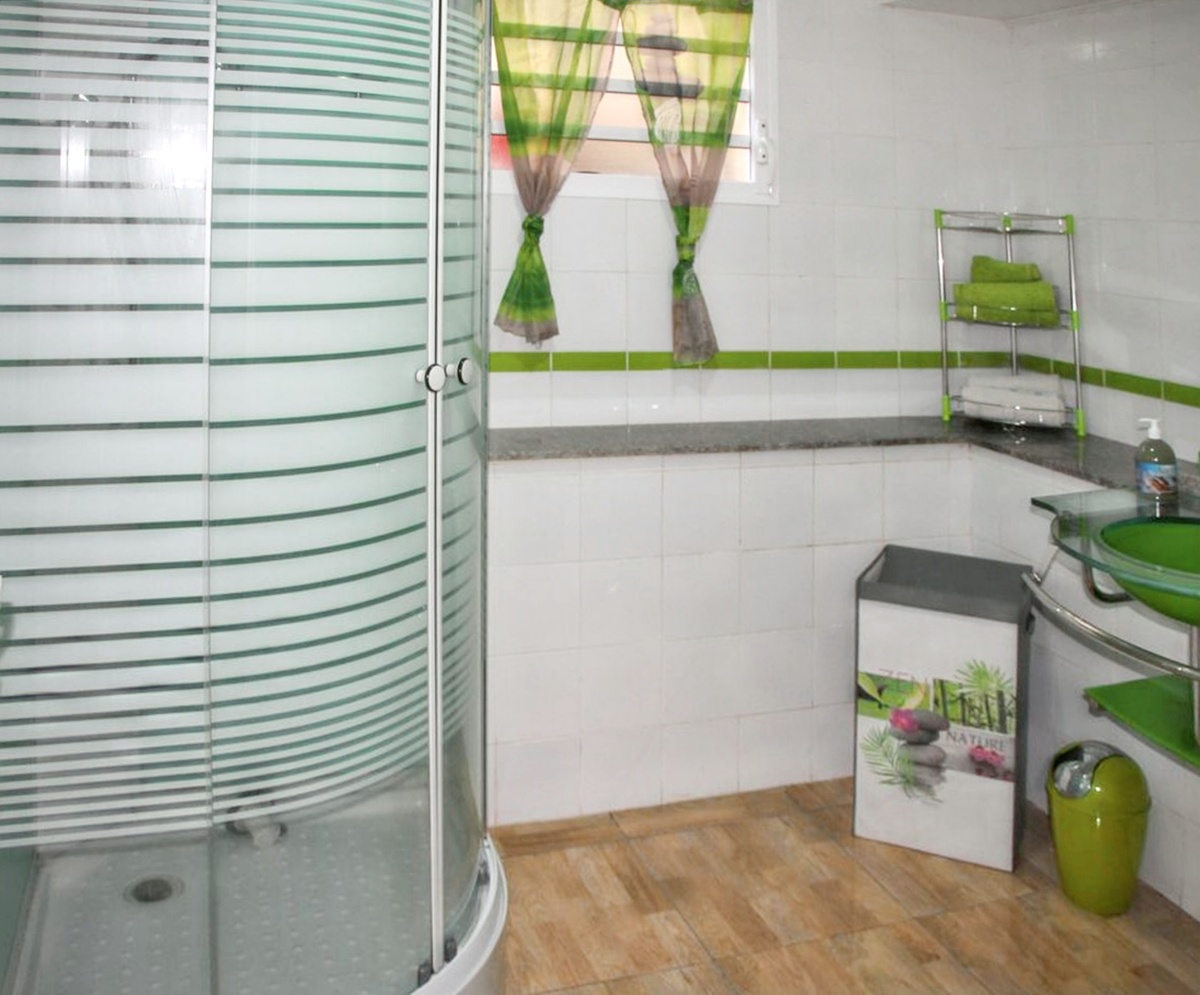 Villa avec piscine privée et vue mer à Le Tampon - Photo 8