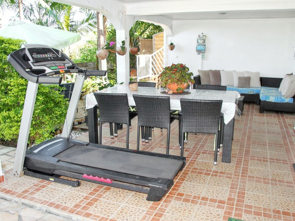 Villa avec piscine privée et vue mer à Le Tampon - Photo 12