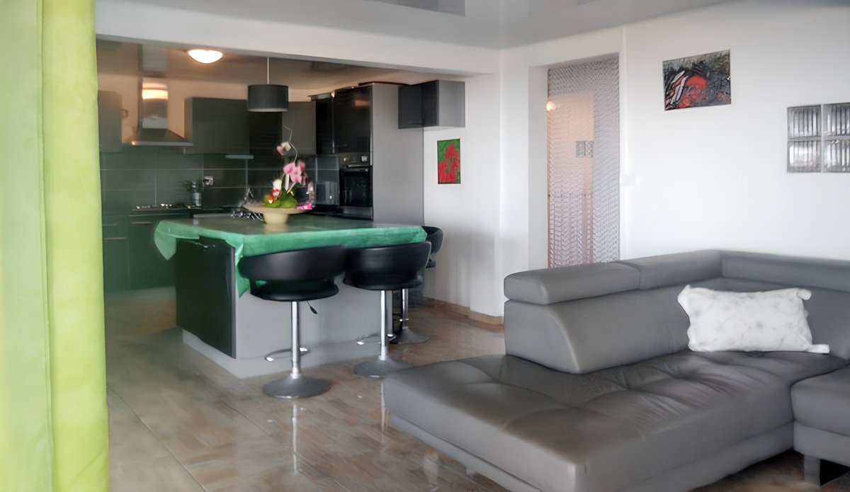 Villa avec piscine privée et vue mer à Le Tampon - Photo 14