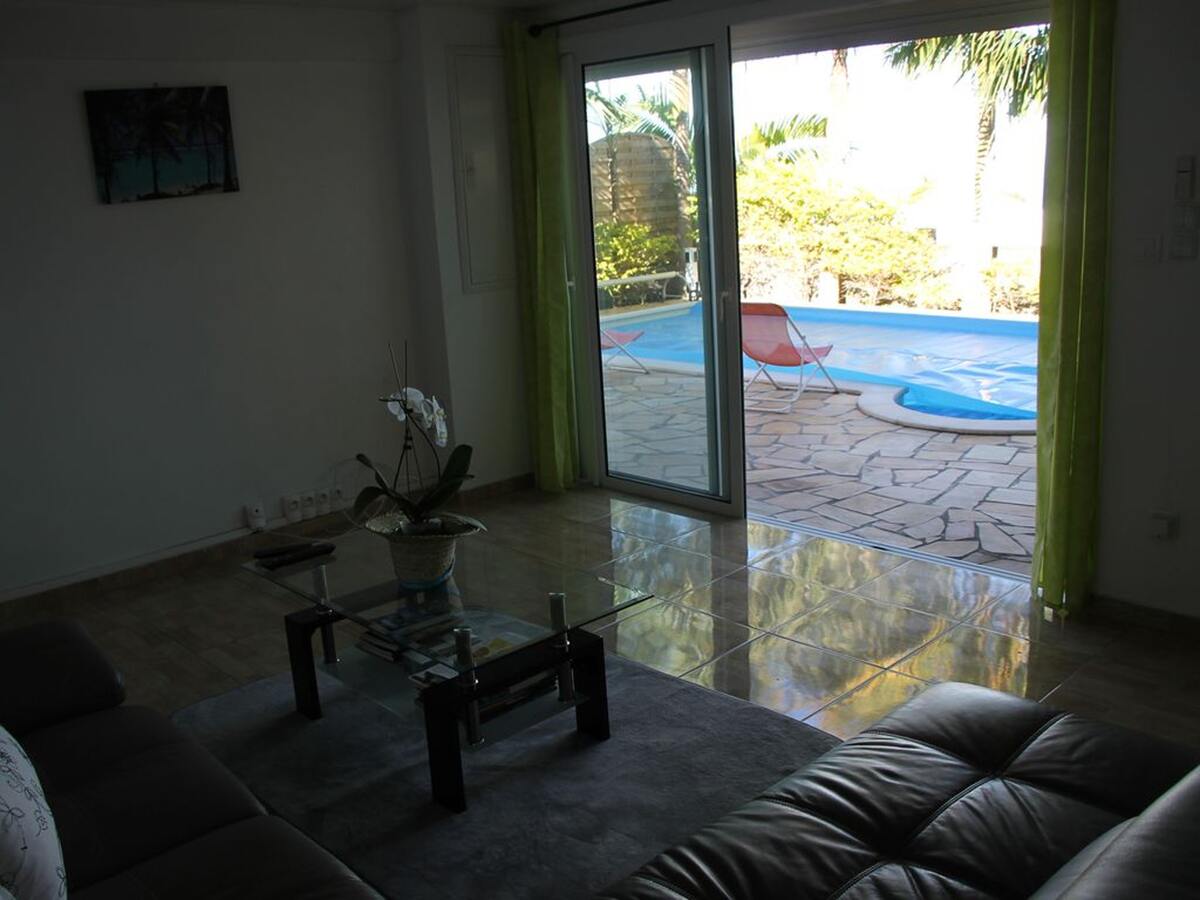 Villa avec piscine privée et vue mer à Le Tampon - Photo 20