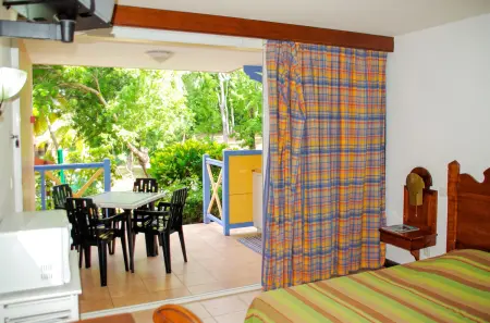 Studio chaleureux à Sainte-Anne - 29m² avec jardin. : photo 2