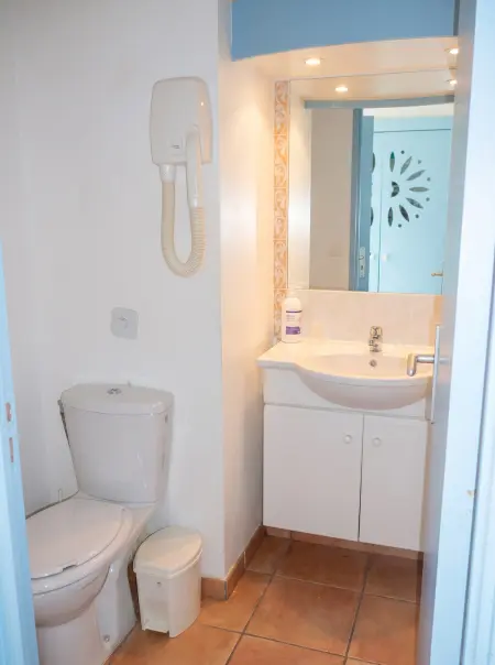 Studio chaleureux à Sainte-Anne - 29m² avec jardin. : photo 8