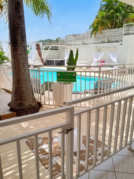 Appartement 60 m² avec piscine partagée à Sainte-Anne, Martinique : photo 4