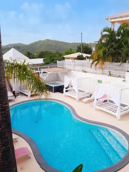 Appartement 60 m² avec piscine partagée à Sainte-Anne, Martinique : photo 17