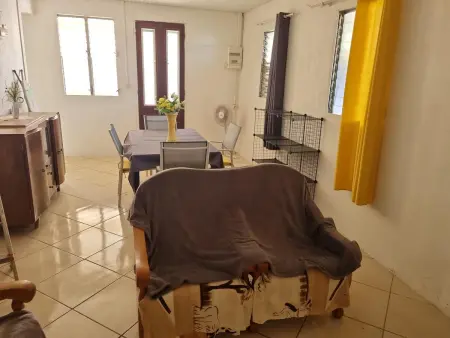 Maison avec jardin clôturé et terrasse au Robert, Martinique : photo 3