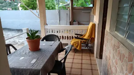 Maison avec jardin clôturé et terrasse au Robert, Martinique : photo 15