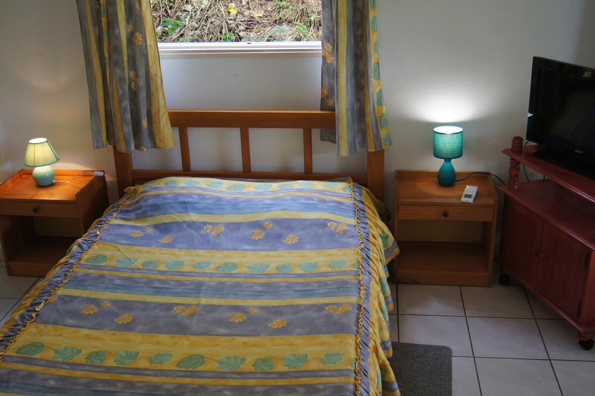 Studio 30 m² avec jardin clôturé au Moule - Photo 6