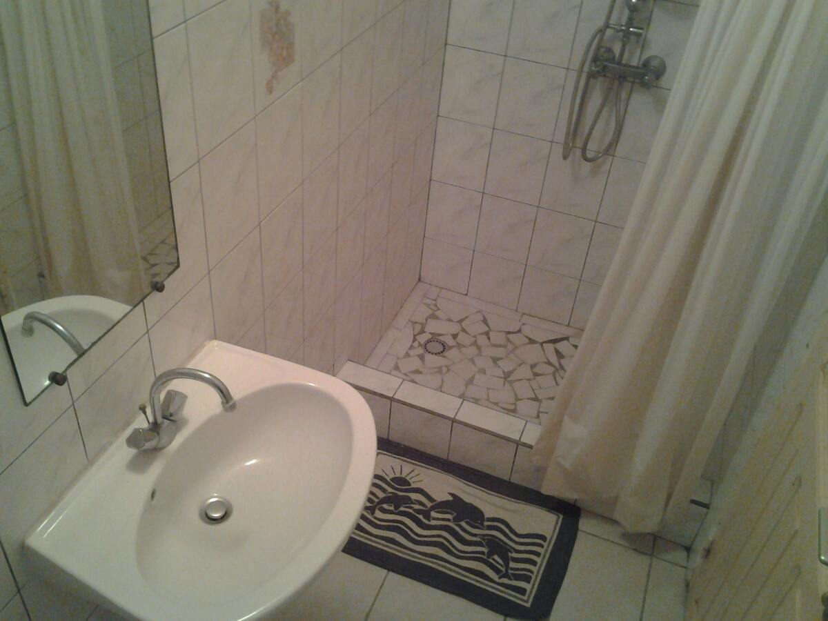 Studio 30 m² avec jardin clôturé au Moule - Photo 16
