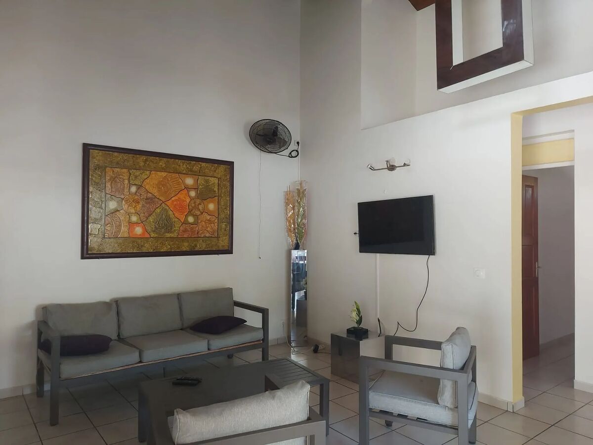 Appartement 2 chambres au Gosier, piscine partagée et terrasse - Photo 13