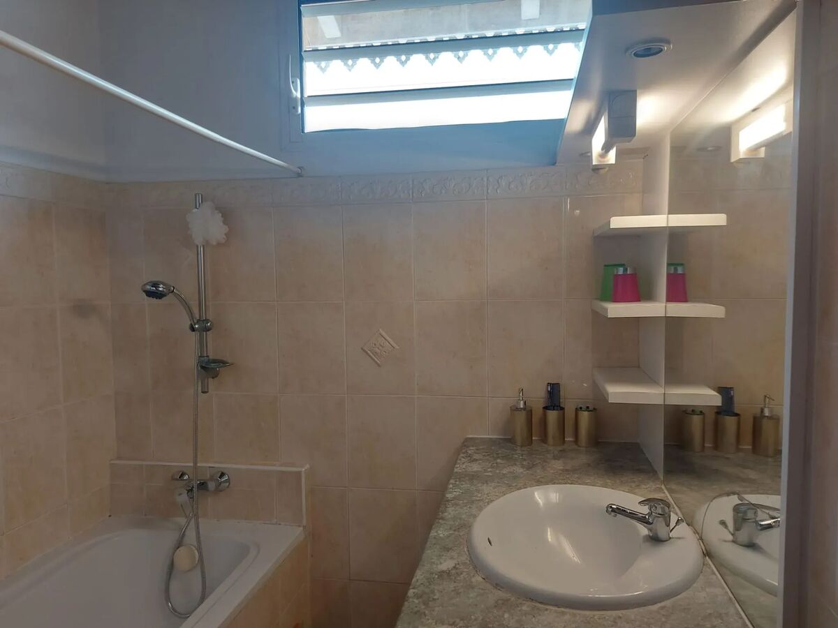 Appartement 2 chambres au Gosier, piscine partagée et terrasse - Photo 25