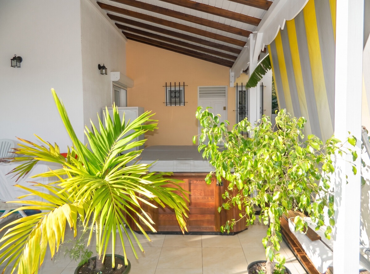 Villa avec piscine privée et jacuzzi à Le Gosier, Guadeloupe - Photo 7