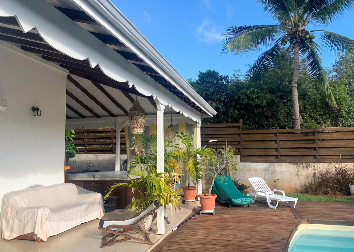 Villa avec piscine privée et jacuzzi à Le Gosier, Guadeloupe - Photo 11
