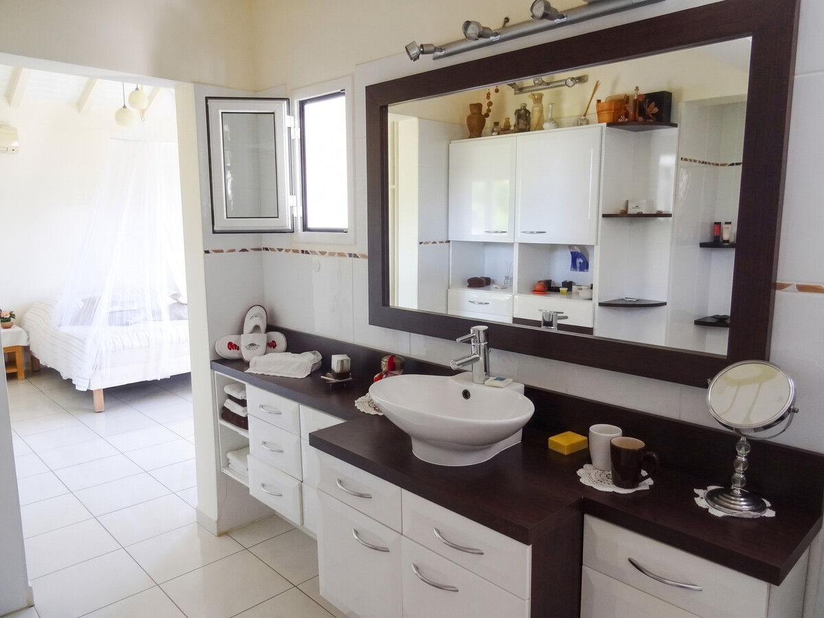 Villa avec piscine privée et jacuzzi à Le Gosier, Guadeloupe - Photo 28