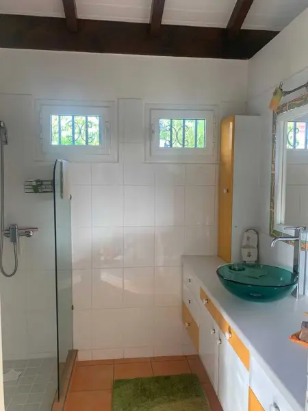 Villa de charme avec jacuzzi et piscine privée, Le Gosier - Photo 34