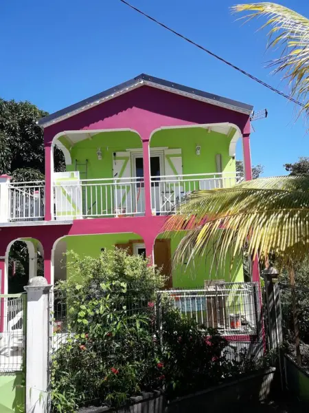 Appartement élégant à Sainte-Anne - 35 m² avec piscine - Photo 1