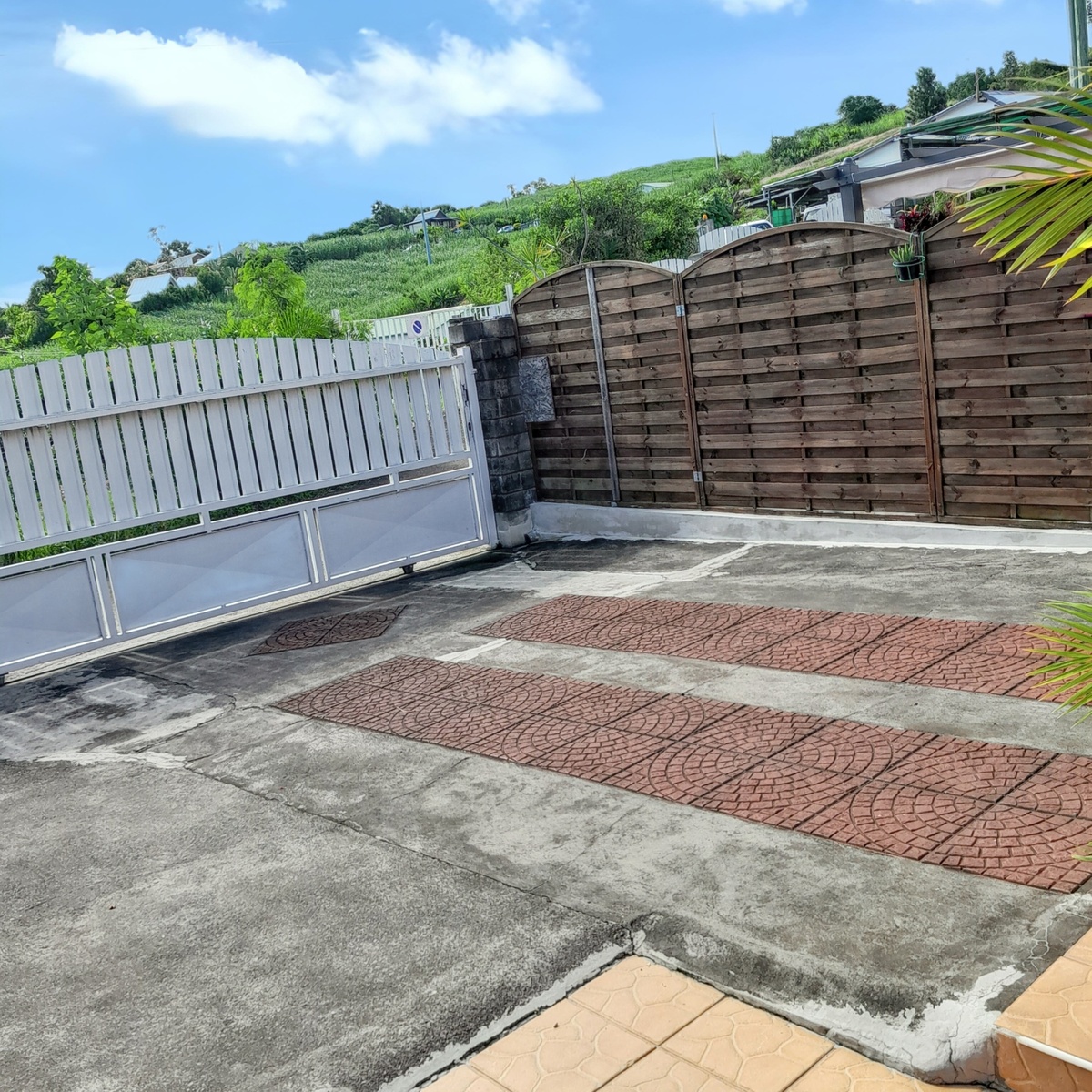 Bungalow avec terrasse et vue montagne à Saint-Pierre, La Réunion - Photo 10