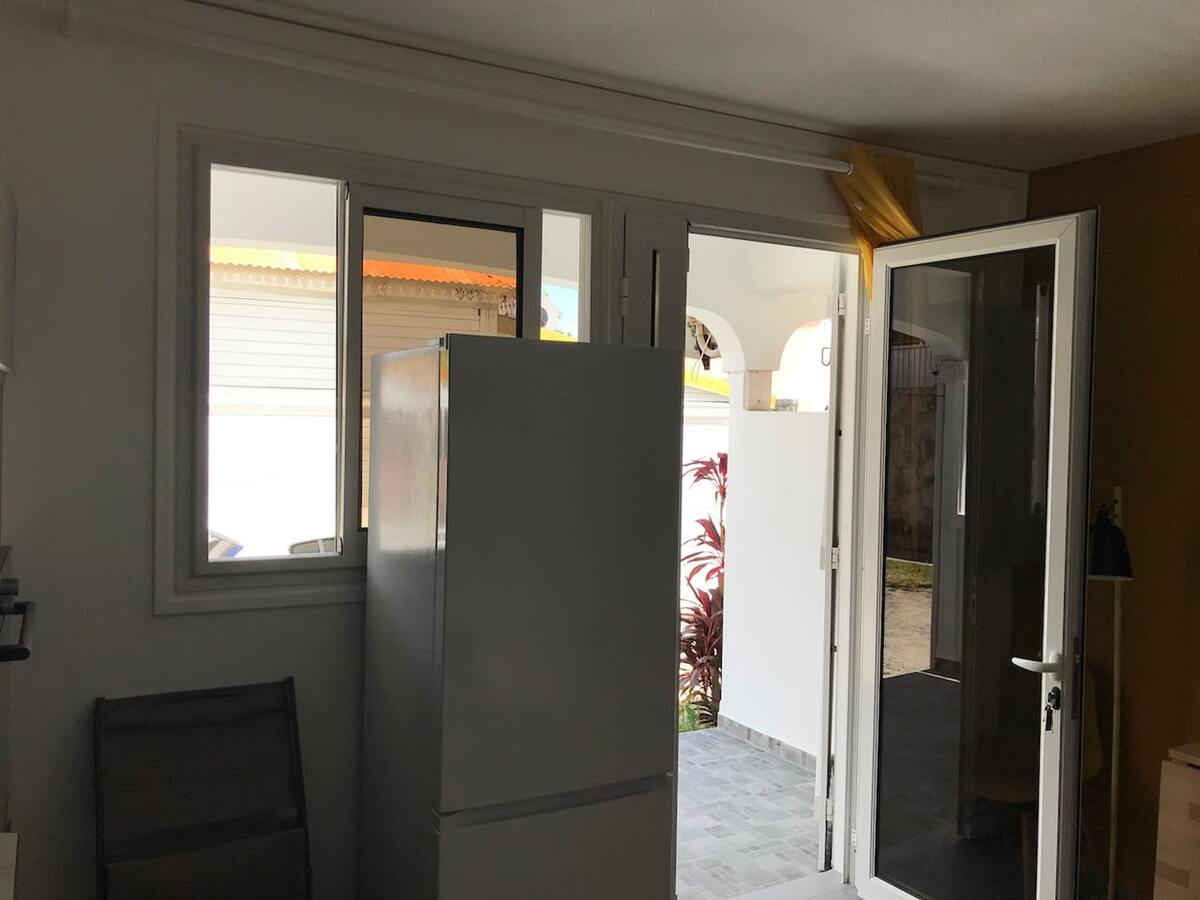 Appartement 35 m² Sainte-Anne, terrasse et plages - Photo 16