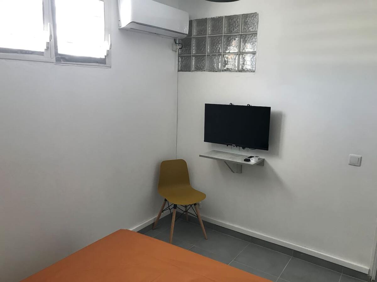 Appartement 35 m² Sainte-Anne, terrasse et plages - Photo 18