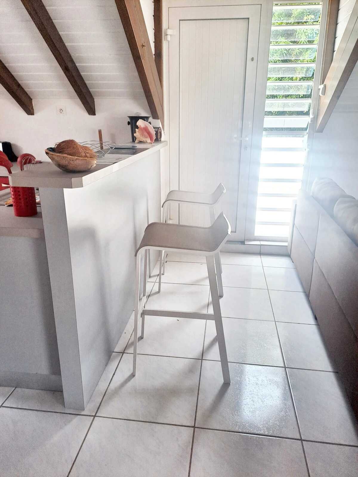 Maison 90m² vue mer et montagne à Vieux Fort - Photo 9