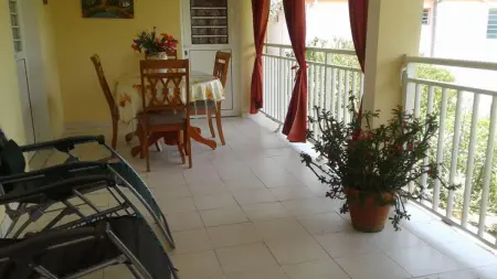 Appartement douillet avec vue sur les montagnes au Vauclin - Photo 4