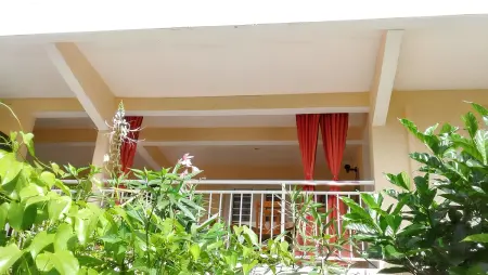 Appartement douillet avec vue sur les montagnes au Vauclin - Photo 9