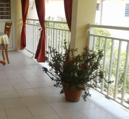 Appartement douillet avec vue sur les montagnes au Vauclin - Photo 11
