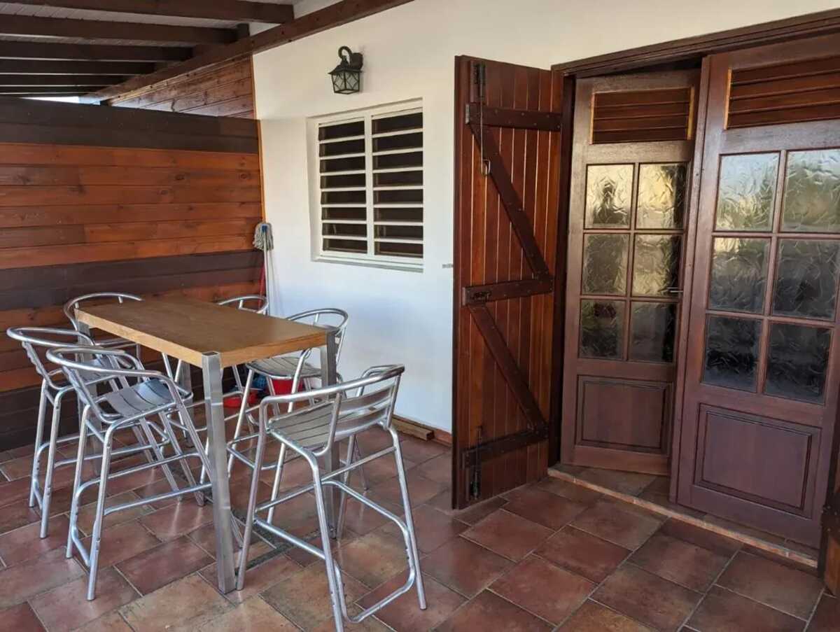 Appartement 6 pers. au Moule avec terrasse et jardin - Photo 1