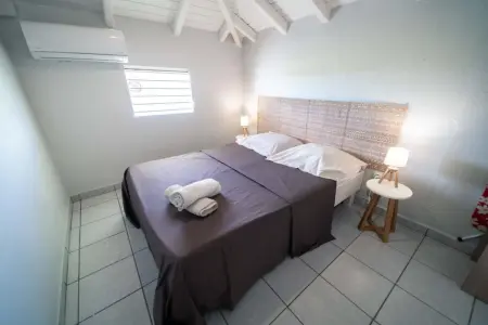 Maison charmante à Sainte-Anne avec piscine partagée. - Photo 7
