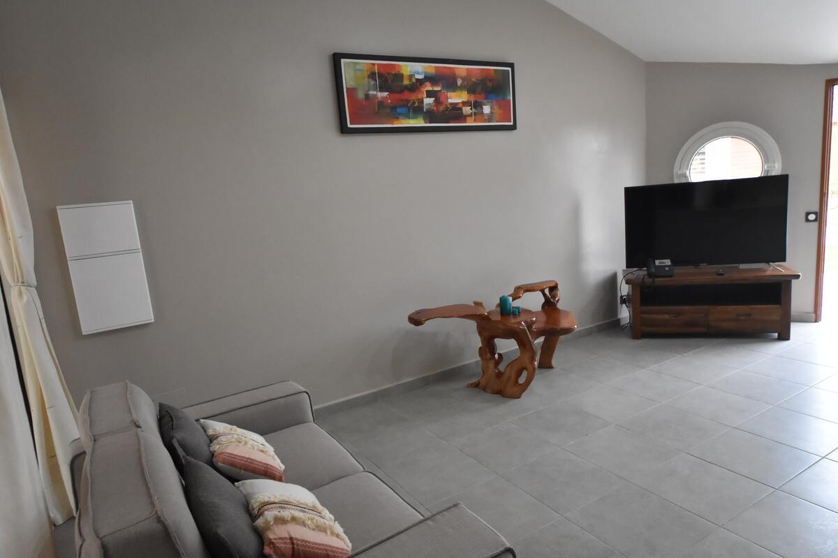 Maison 80 m² avec spa, sauna et piscine à Sainte-Anne - Photo 5