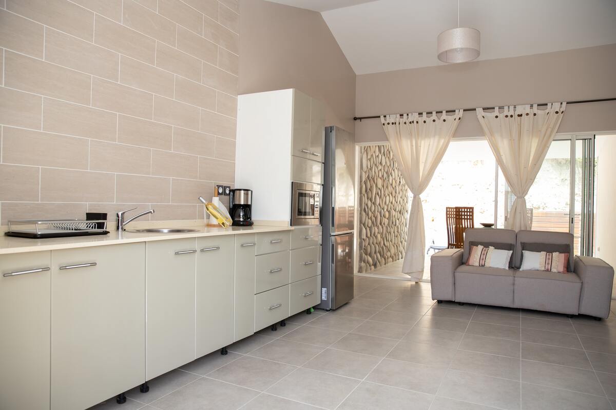 Maison 80 m² avec spa, sauna et piscine à Sainte-Anne - Photo 8