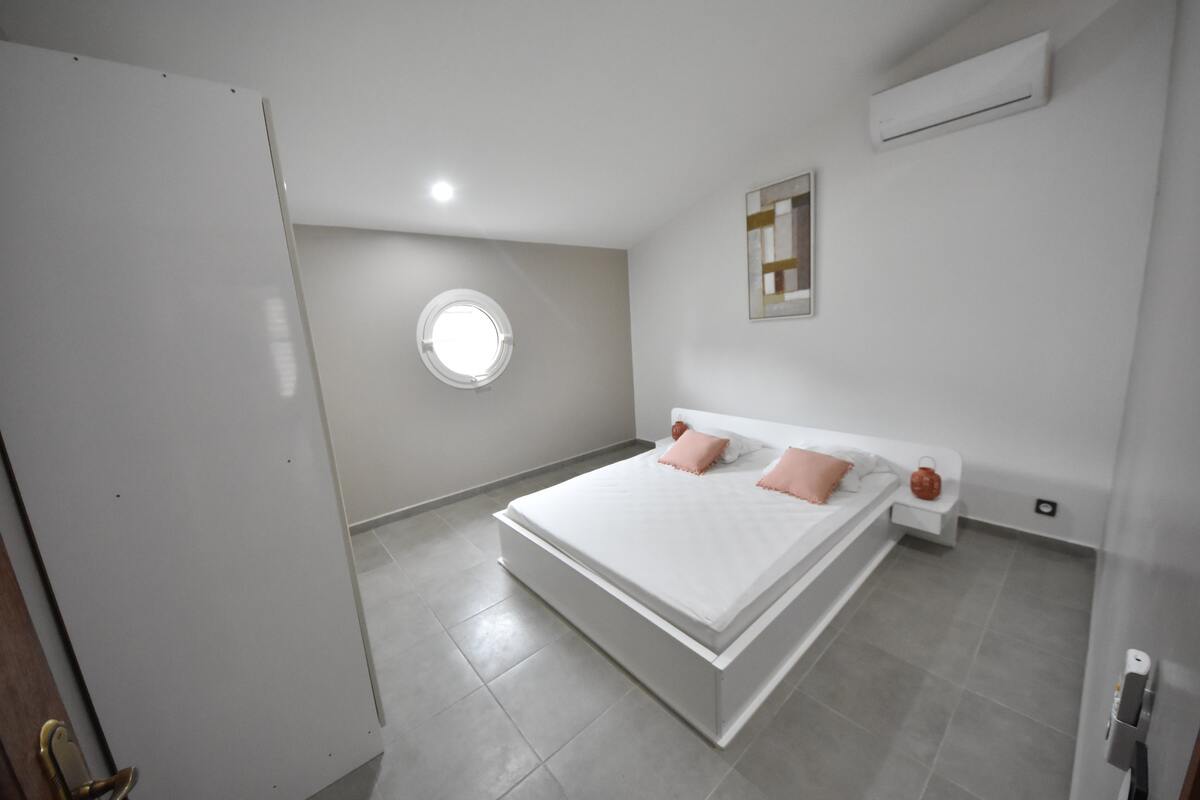 Maison 80 m² avec spa, sauna et piscine à Sainte-Anne - Photo 9
