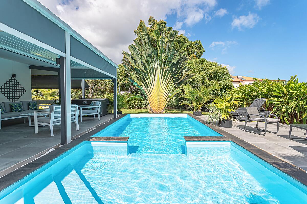 Villa 8 pers. piscine privée et jacuzzi à Baie-Mahault - Photo 2