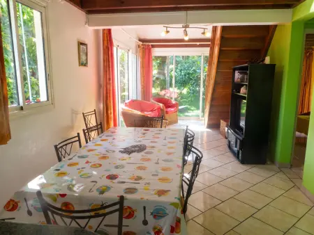 Maison avec piscine partagée et 4 chambres à Saint-Joseph, La Réunion : photo 2