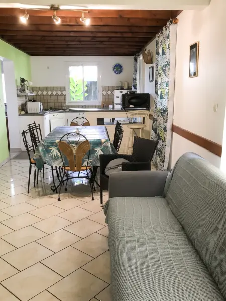 Maison avec piscine partagée et 4 chambres à Saint-Joseph, La Réunion : photo 12