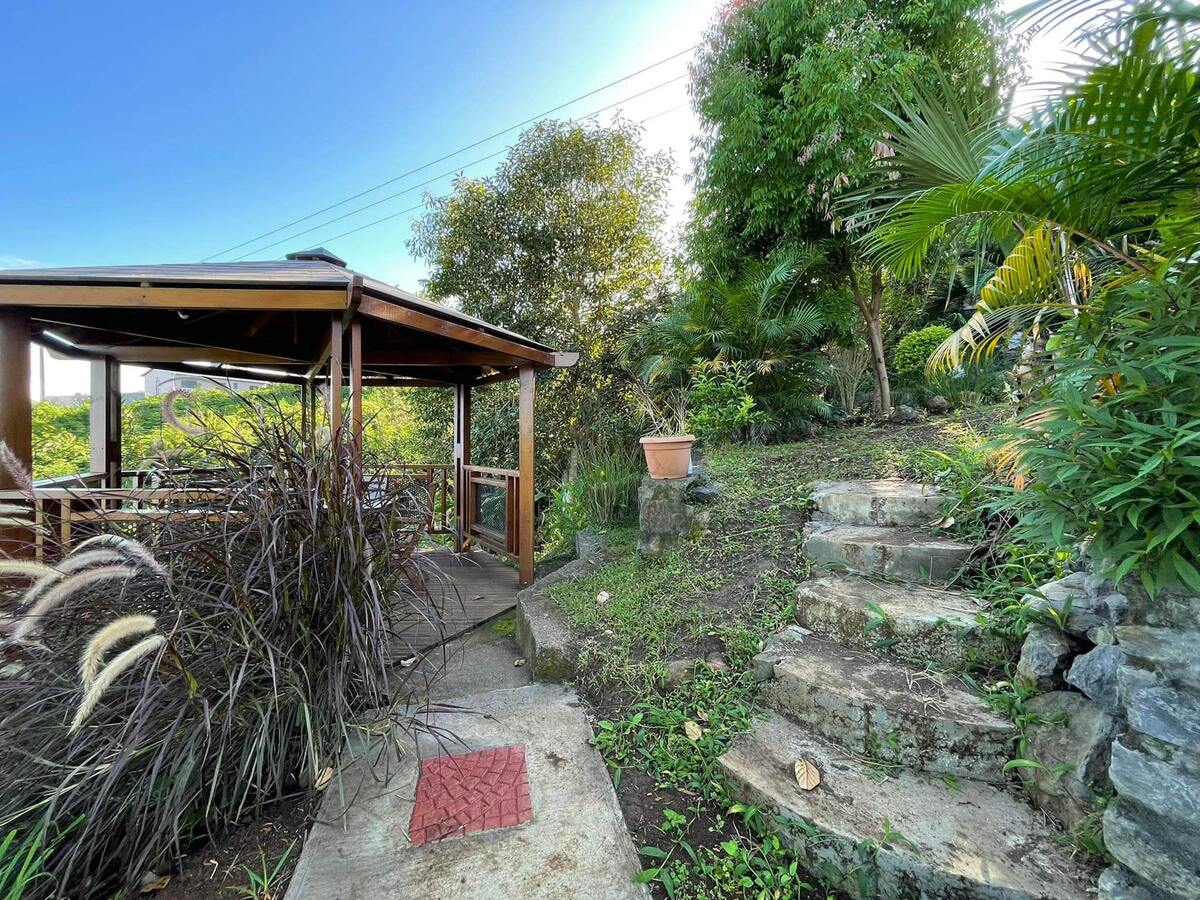 Maison 45 m² vue mer et jardin à Trois Bassins - Photo 2