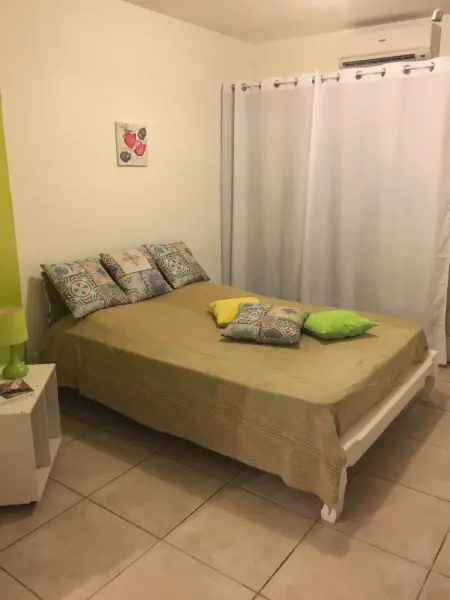 Maison avec piscine privée chauffable à Saint-Joseph, 5 personnes : photo 6
