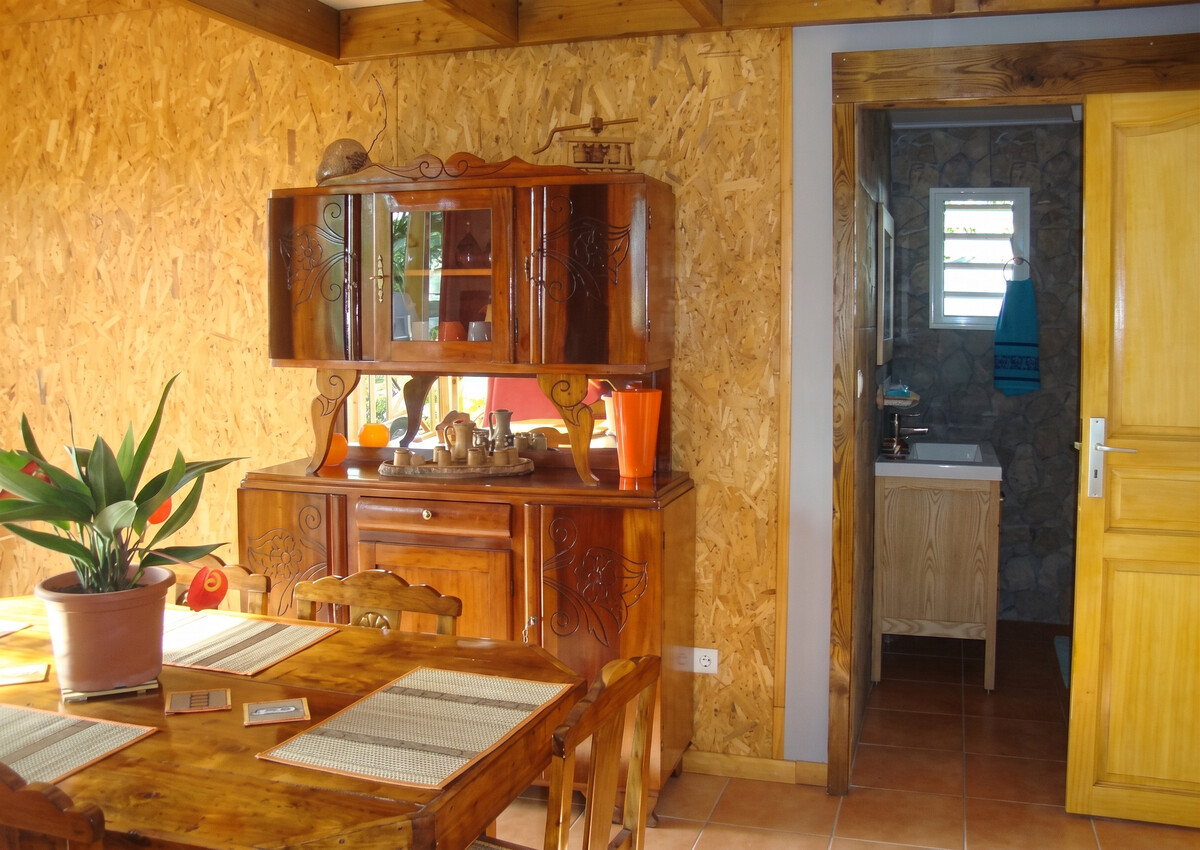 Maison 45 m² Saint Paul, vue mer et montagne, jardin clos - Photo 2