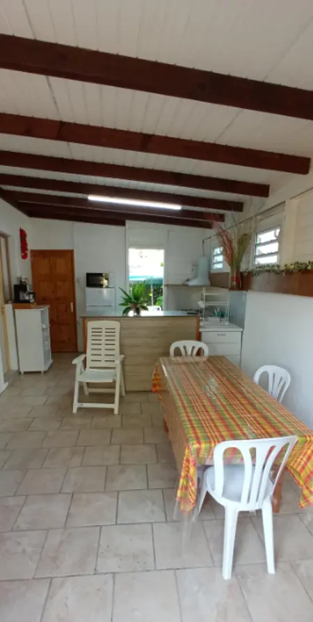 Maison 6 pers. avec vue montagne, jardin et ping-pong à Pointe-Noire : photo 5