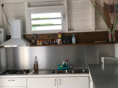 Maison 6 pers. avec vue montagne, jardin et ping-pong à Pointe-Noire : photo 6