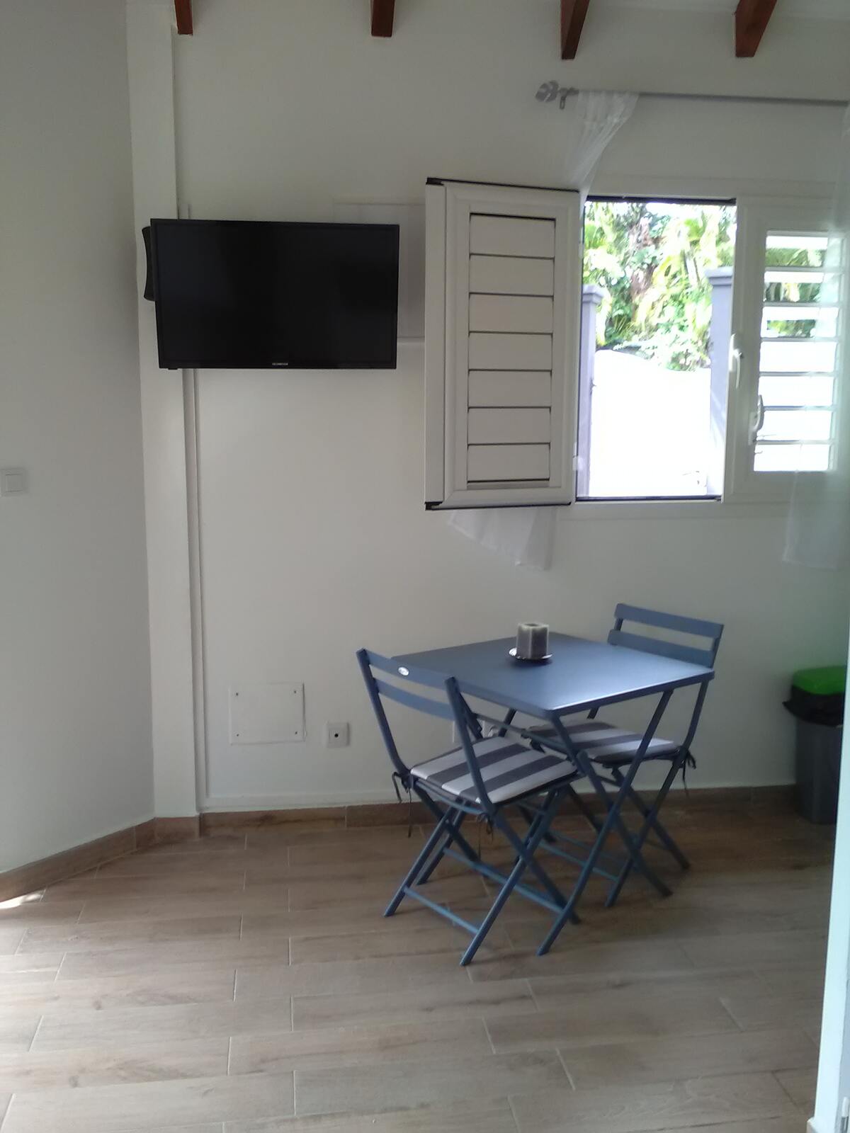 Bungalow avec piscine partagée et vue jardin à Le Gosier - Photo 6